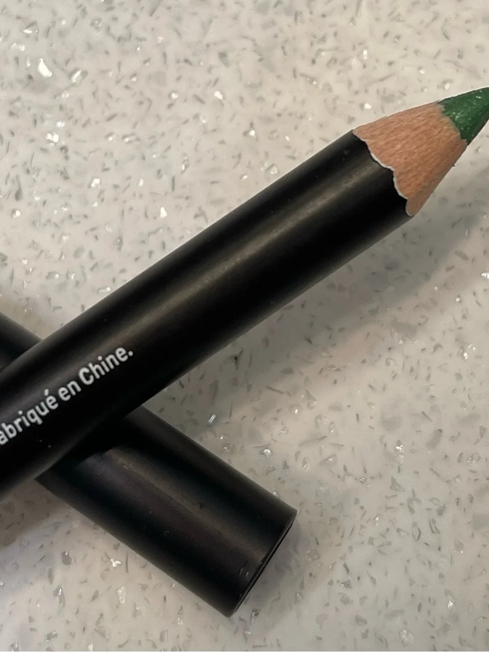 Morphe ~ ‘FALLING FOR GREEN’ ~ Crayon Pencil w/ Box ~ Full Size 0.05 oz. / 1.5 g